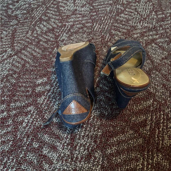 NEW Guess denim wedge sandals - Picture 4 of 8